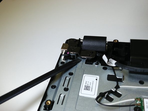 Acer Aspire V5-591G-75KE Power Jack Harness Replacement: crwdns2935265:07crwdnd2935265:02crwdnd2935265:03crwdne2935265:0