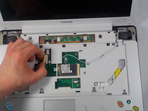 Toshiba Dynabook AX 53D Touchpad Replacement, Touchpad: crwdns2935265:07crwdnd2935265:02crwdnd2935265:02crwdne2935265:0