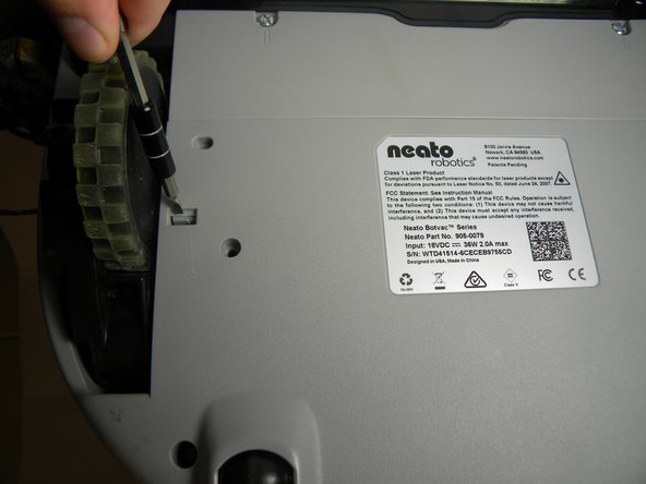 Neato Botvac 65 Wheel Motors Replacement: crwdns2935265:016crwdnd2935265:02crwdnd2935265:02crwdne2935265:0