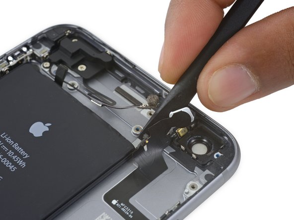 iPhone 6s Plus Rear Case Replacement: crwdns2935265:073crwdnd2935265:02crwdnd2935265:02crwdne2935265:0