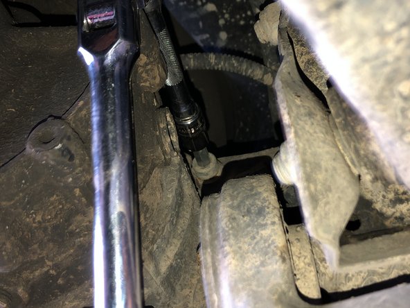 2001 Audi TT Rear Differential Replacement, Remove Bracket 2: crwdns2935265:08crwdnd2935265:02crwdnd2935265:02crwdne2935265:0