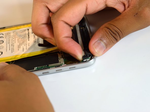 Motorola Moto Z Play Rear Camera Replacement: crwdns2935265:021crwdnd2935265:03crwdnd2935265:03crwdne2935265:0