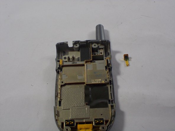 LG VX8300 Antenna Replacement, Antenna Replacement: crwdns2935265:06crwdnd2935265:03crwdnd2935265:03crwdne2935265:0