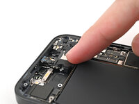 iPhone 16e Earpiece Speaker Replacement
