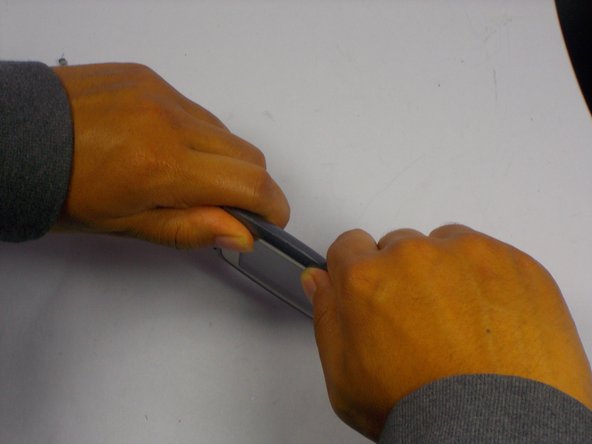 LG VX8300 Screen Housing Replacement: crwdns2935265:012crwdnd2935265:02crwdnd2935265:02crwdne2935265:0