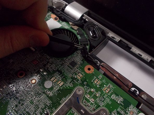 HP Pavilion 17 TS Cooling Fan Replacement, Cooling Fan: crwdns2935265:09crwdnd2935265:03crwdnd2935265:03crwdne2935265:0