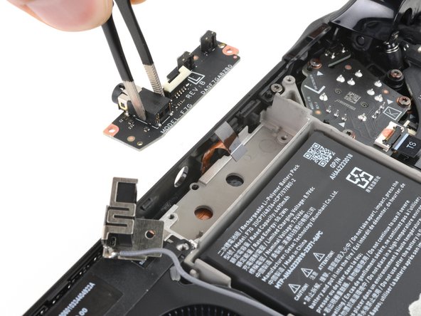 Steam Deck OLED Audio Board Replacement, Remove the audio board: crwdns2935265:015crwdnd2935265:03crwdnd2935265:03crwdne2935265:0
