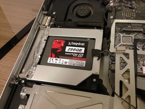 crwdns2886502:0Bruno Dinicrwdne2886502:0