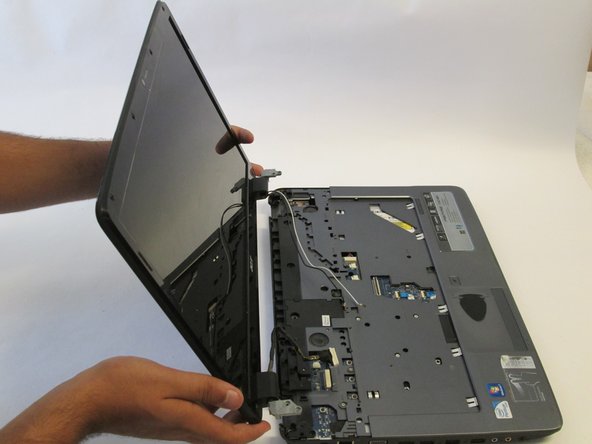 Acer Aspire 7736Z-4809 LCD Module Replacement: crwdns2935265:025crwdnd2935265:02crwdnd2935265:02crwdne2935265:0