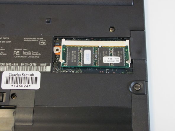 Replacing IBM ThinkPad 560z RAM: crwdns2935265:03crwdnd2935265:02crwdnd2935265:02crwdne2935265:0