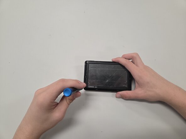 Garmin Nuvi 1450 Battery Replacement: step 2, image 2 of 3