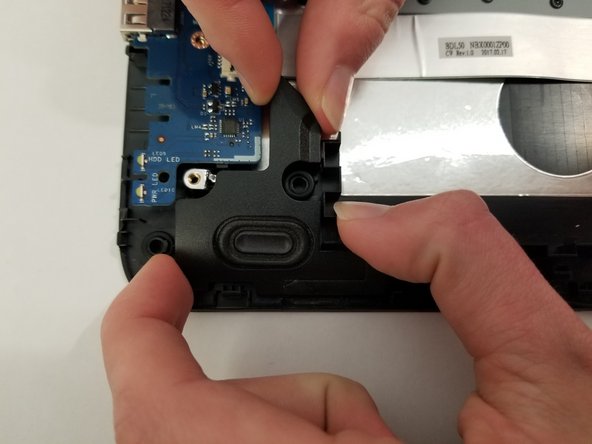 HP 15-ay052nr Keyboard and Touchpad Replacement: crwdns2935265:028crwdnd2935265:02crwdnd2935265:02crwdne2935265:0