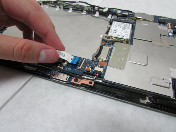 Acer Iconia Tab A501 Display Replacement: step 6, image 3 of 3