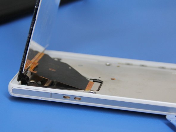 Sony Xperia ZR C5503 Teardown: crwdns2935265:04crwdnd2935265:02crwdnd2935265:03crwdne2935265:0