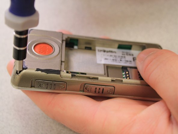 Snapfon ez One Motherboard Replacement, Remove the shield screws: crwdns2935265:04crwdnd2935265:02crwdnd2935265:03crwdne2935265:0