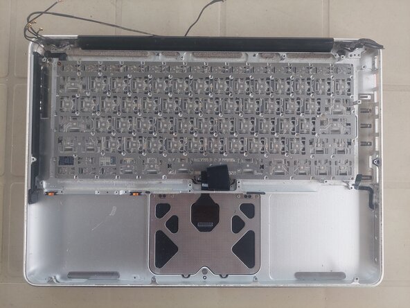 MacBook Pro 13" Unibody Mid 2012 Keyboard Replacement, Remove ALL of the screws: crwdns2935265:03crwdnd2935265:02crwdnd2935265:02crwdne2935265:0