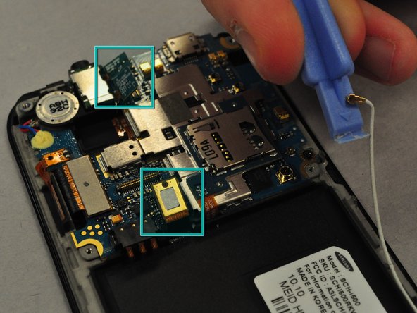 Samsung Fascinate Motherboard Replacement, Motherboard: 10 단계, 이미지 3개 중 2개