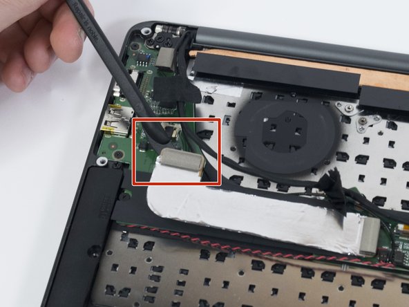 Razer Blade Stealth 2017 HDMI and USB-A Port Replacement, HDMI and USB-A Port: crwdns2935265:06crwdnd2935265:02crwdnd2935265:02crwdne2935265:0