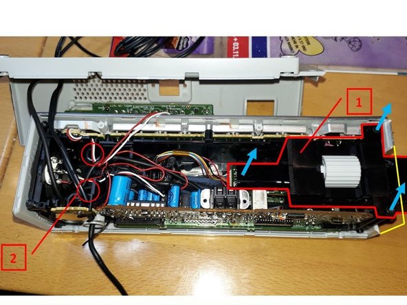 Demontage Sony Dream Machine ICF-C717PJ, Vorbereitung zum Herauslösen der Einbauten: crwdns2935265:00crwdnd2935265:01crwdnd2935265:01crwdne2935265:0