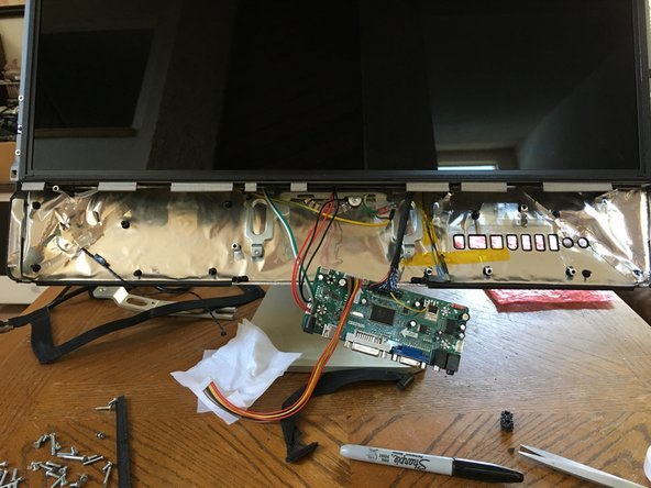 How to build a display using a iMac: step 8, image 3 of 3