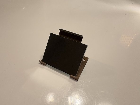 Cleaning the mirror, Before and After cleaning: crwdns2935265:08crwdnd2935265:02crwdnd2935265:02crwdne2935265:0