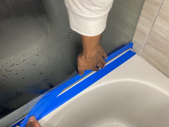 Shower Glass Silicone Replacement: crwdns2935265:06crwdnd2935265:02crwdnd2935265:03crwdne2935265:0