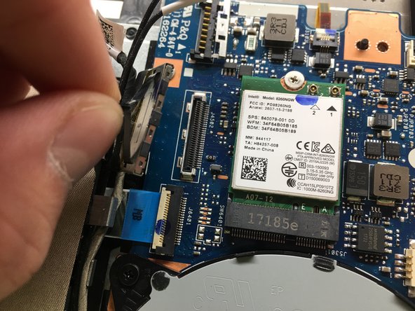 Asus Q304UA Hard Drive Replacement, Hard Drive Assembly: crwdns2935265:05crwdnd2935265:02crwdnd2935265:02crwdne2935265:0