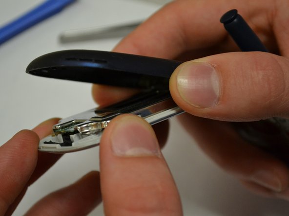 Motorola W315 Screen Replacement: crwdns2935265:04crwdnd2935265:02crwdnd2935265:03crwdne2935265:0