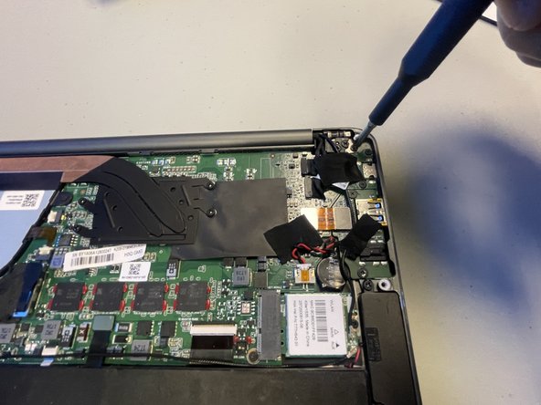 Razer Blade Stealth 2017 Display Assembly Replacement, Display Assembly: crwdns2935265:06crwdnd2935265:02crwdnd2935265:02crwdne2935265:0