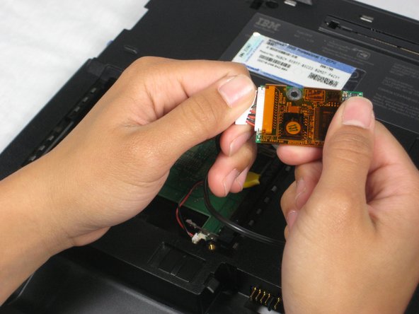 Disassembling IBM ThinkPad A30 Modem and Ethernet Cards: crwdns2935265:04crwdnd2935265:02crwdnd2935265:03crwdne2935265:0