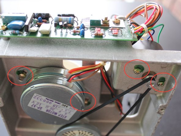Apple Disk II Floppy Disk Subsystem Teardown and Optical Drive Conversion, Remove screws: step 17, image 2 of 2