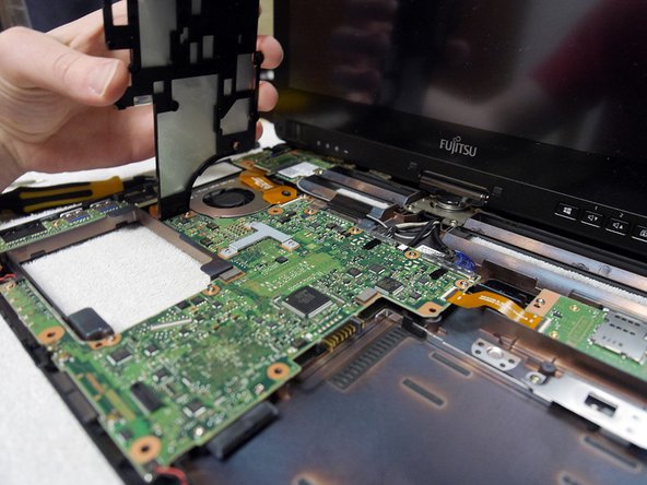 Fujitsu T902 Teardown: crwdns2935265:011crwdnd2935265:03crwdnd2935265:03crwdne2935265:0