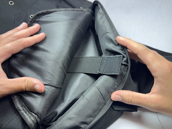 Repairing Detached Velcro Strap on a Backpack: 步骤 4 中的图像 2，2