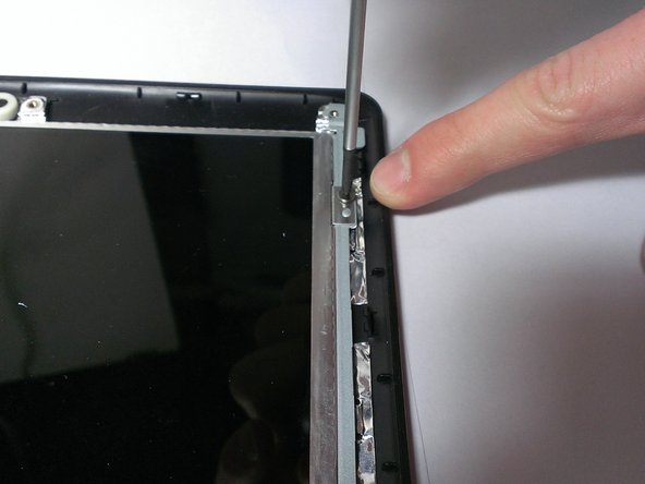 Disassembling ASUS Eee pc 1008Ha: crwdns2935265:012crwdnd2935265:02crwdnd2935265:03crwdne2935265:0