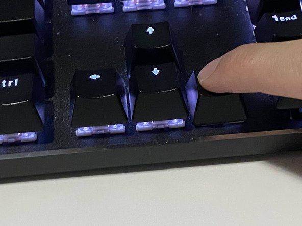 GMMK-BRN Keyboard Switch Replacement: 手順 6、 2の画像 2