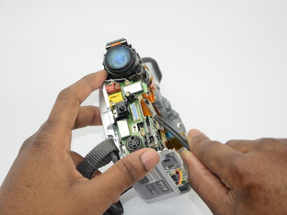 Canon ZR70MC Lens Replacement: crwdns2935265:015crwdnd2935265:03crwdnd2935265:03crwdne2935265:0