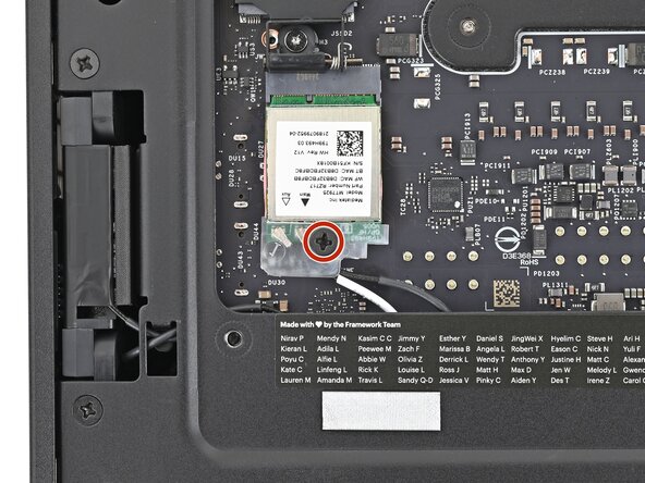 Framework Desktop Power Supply Duct Replacement, Install the Wi-Fi module screw: Schritt 50, Bild 1 von 2