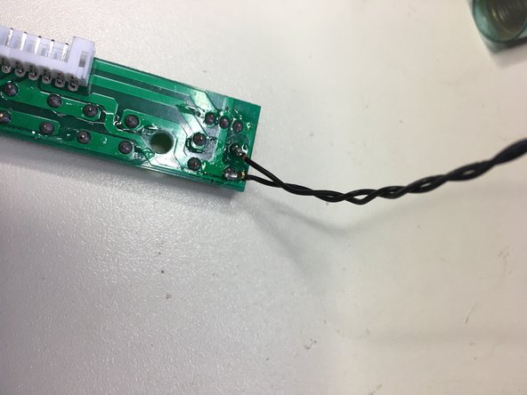 How to build a display using a iMac: step 11, image 1 of 3