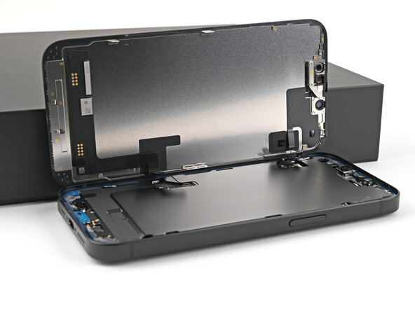 iPhone 16e Screen Replacement