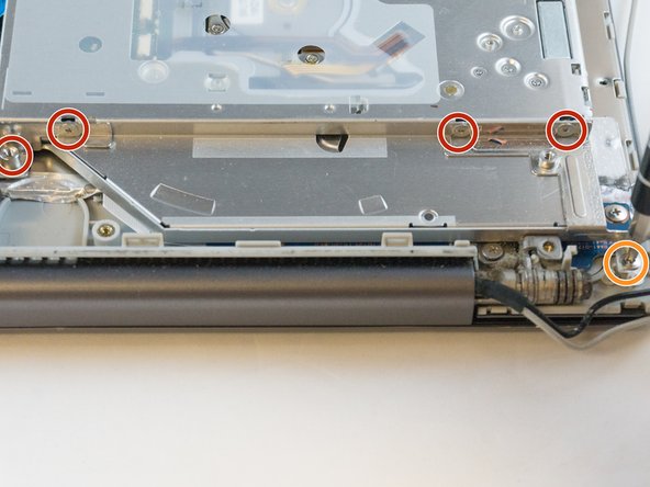 Samsung NP700Z5AH Optical Drive Replacement: crwdns2935265:010crwdnd2935265:02crwdnd2935265:03crwdne2935265:0