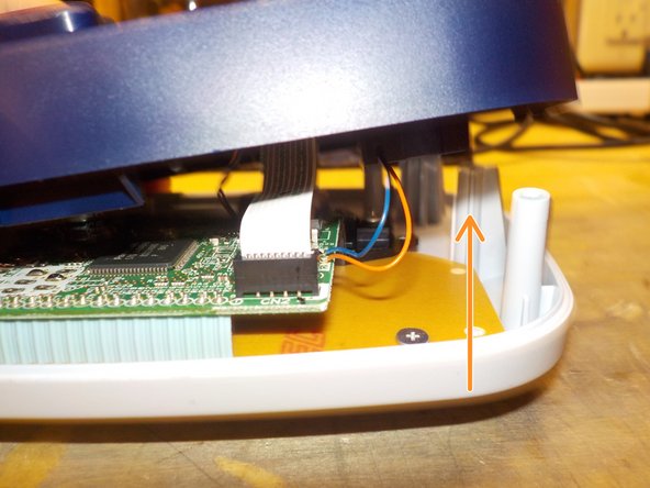 Brother P-Touch PT-M95 Teardown, Seperate the midframe: crwdns2935265:03crwdnd2935265:03crwdnd2935265:03crwdne2935265:0