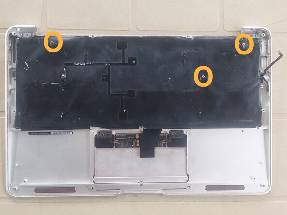 MacBook Air 11" Mid 2012 keyboard Replacement, Installing the backlight: étape 7, image 3 de 3