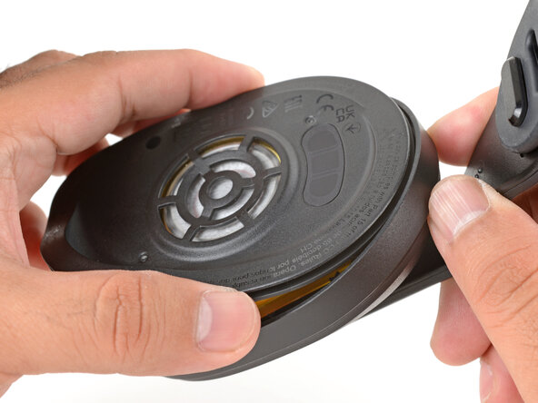 Logitech G522/A20 X Lightspeed Battery Replacement, Reassembly tip: crwdns2935265:07crwdnd2935265:03crwdnd2935265:03crwdne2935265:0