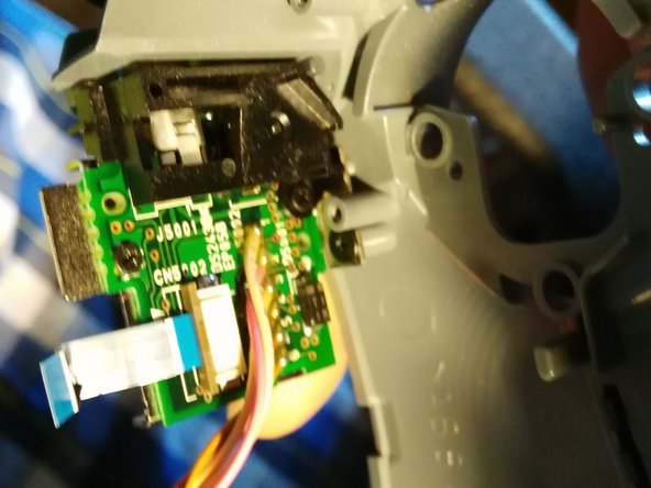 Kodak DX3500 Digital Camera  Teardown, I/O: crwdns2935265:010crwdnd2935265:02crwdnd2935265:03crwdne2935265:0