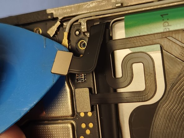 Revvl 6 Pro 5G Screen Replacement, Disconnect the Battery: crwdns2935265:016crwdnd2935265:02crwdnd2935265:02crwdne2935265:0