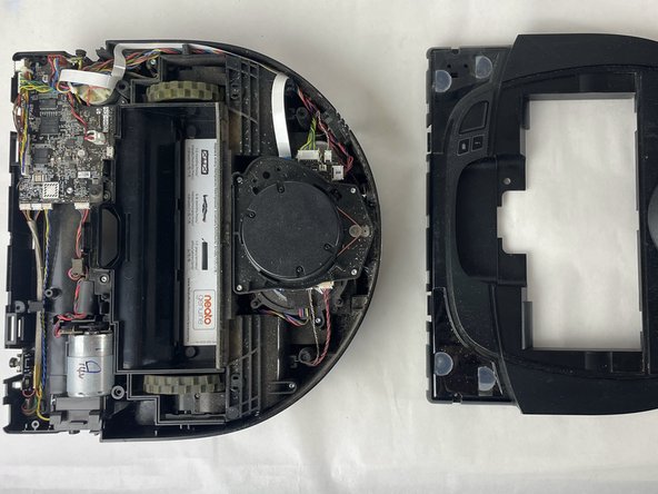 Neato BOTVAC D5 Wheels & Drive Motor Replacement: crwdns2935265:08crwdnd2935265:03crwdnd2935265:03crwdne2935265:0