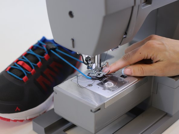 How to Replace a Speedlace With a Stopper, Reattach the lace to the patch: crwdns2935265:08crwdnd2935265:02crwdnd2935265:03crwdne2935265:0