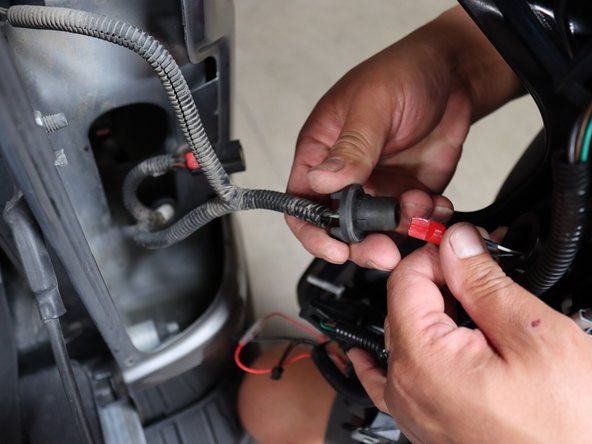 2021 Chevrolet Silverado Tail Light Replacement: crwdns2935265:05crwdnd2935265:02crwdnd2935265:02crwdne2935265:0