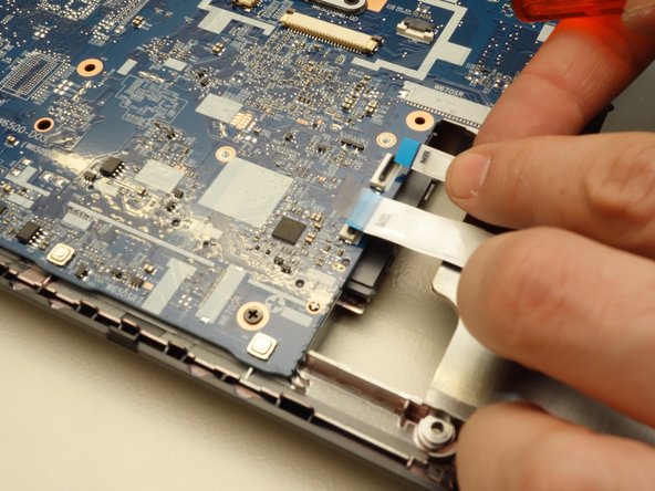 why! W650SZ Remplacement de la carte mère, Remplacer la carte mère (suite): crwdns2935265:021crwdnd2935265:03crwdnd2935265:03crwdne2935265:0