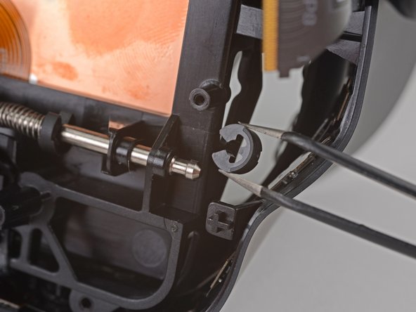 Valve Index Headset Eye Tube Replacement, Remove the lower eye tube: crwdns2935265:040crwdnd2935265:03crwdnd2935265:03crwdne2935265:0